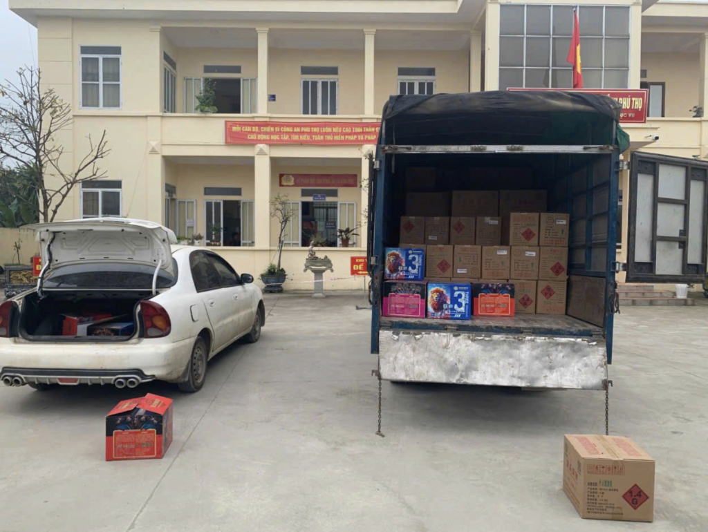 Phương tiện đối tượng vận chuyển pháo nổ trái phép